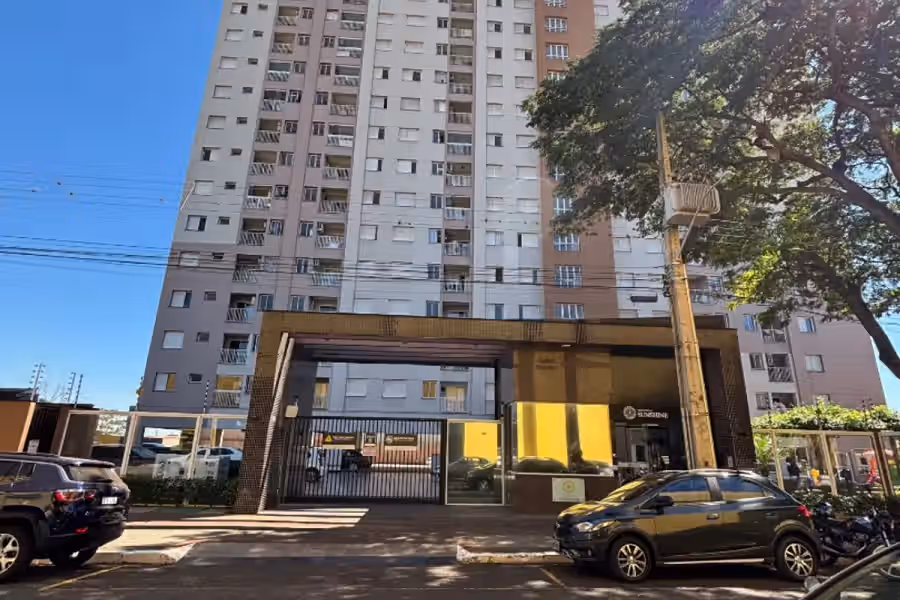 Apartamento em Zona 06 Maringá