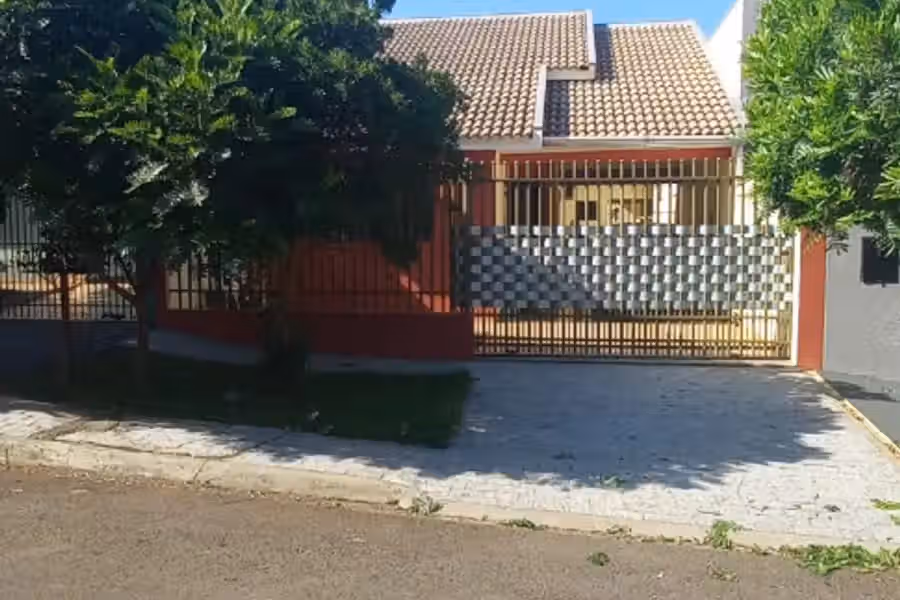 Casa em Jardim Everest Maringá